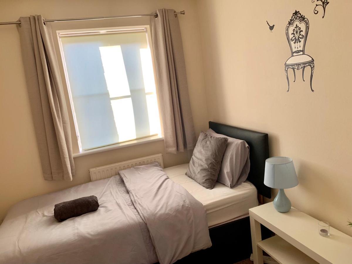 ケタリング Cosy Corner Houseヴィラ エクステリア 写真