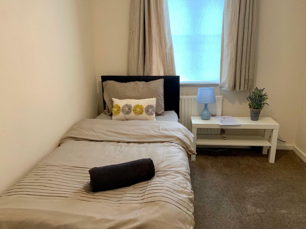 ケタリング Cosy Corner Houseヴィラ エクステリア 写真